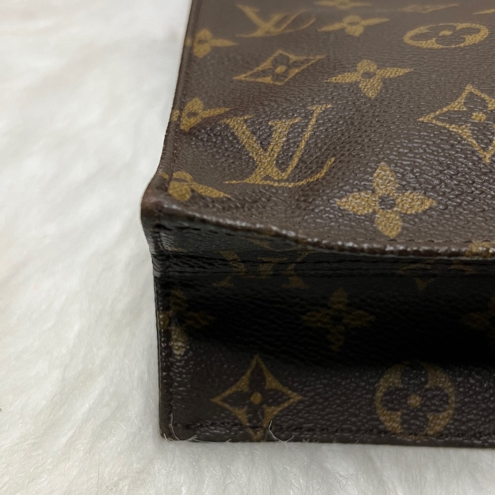 Louis Vuitton Brown Monogram Handbag - Picture 8 of 17